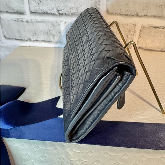 Bottega Veneta Dark Blue Intrecciato Leather Continental Flap Wallet - Picture 4 of 14